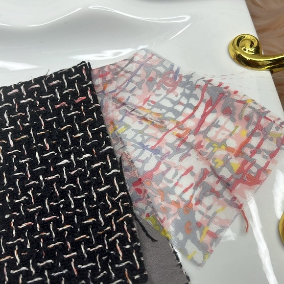 ULTIMATE CHANEL ‼️ Just Read!! Karl Lagerfield signed Chanel Flagship combo - Picture 7 of 13